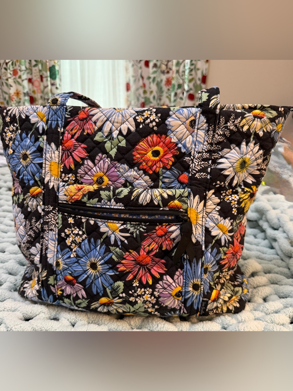 Vera Bradley Black Quilted Floral Tote with Multi-Color Blooms Great Condition - Picture 17 of 17